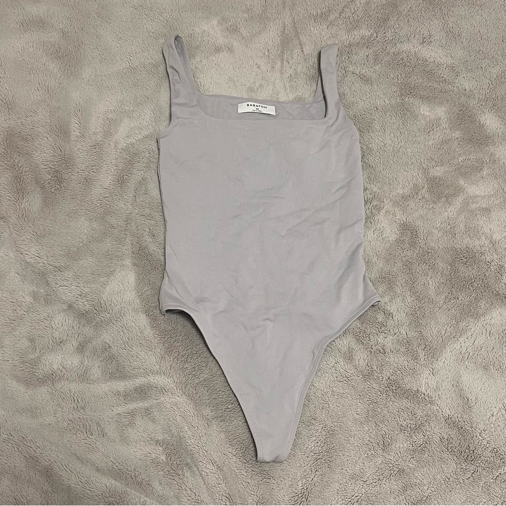 Aritzia Babaton Gray Contour Squareneck Bodysuit